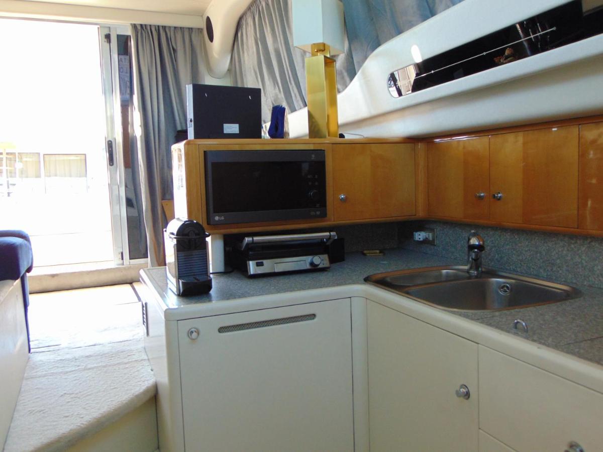 Payva & Branco Boats Iate Privado Em Cascais Ξενοδοχείο Εξωτερικό φωτογραφία